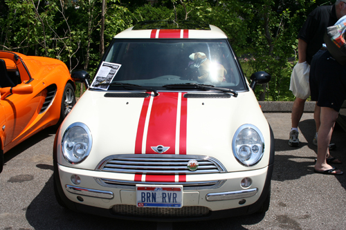Reliable! Women and the Mini   Mini Mania Inc. I'm Rebecca Wells and this is Ziggy.